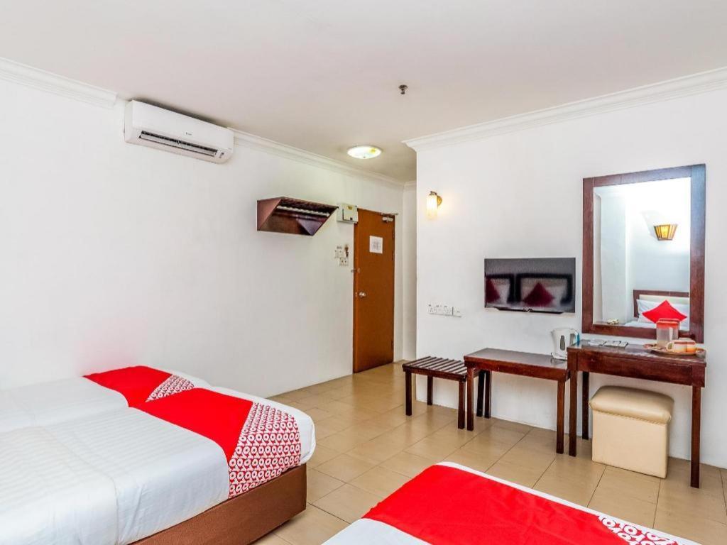 Super Oyo 1114 Neo Pegasus Hotel Segamat Kültér fotó